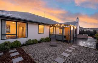 6 Delta Way, Woolston