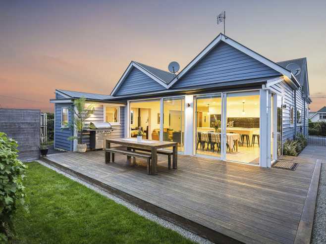 16 Ross Street, Roslyn