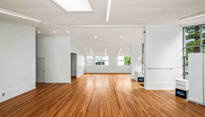 35 Woodside Avenue, Northcote