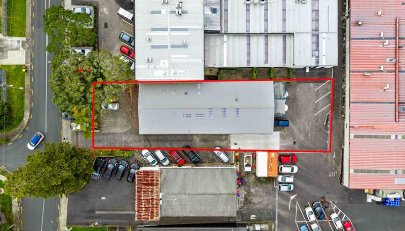 35 Woodside Avenue, Northcote