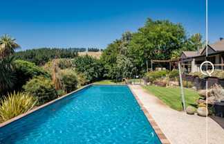 192 Heaney Road, Lowburn