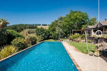 192 Heaney Road, Lowburn