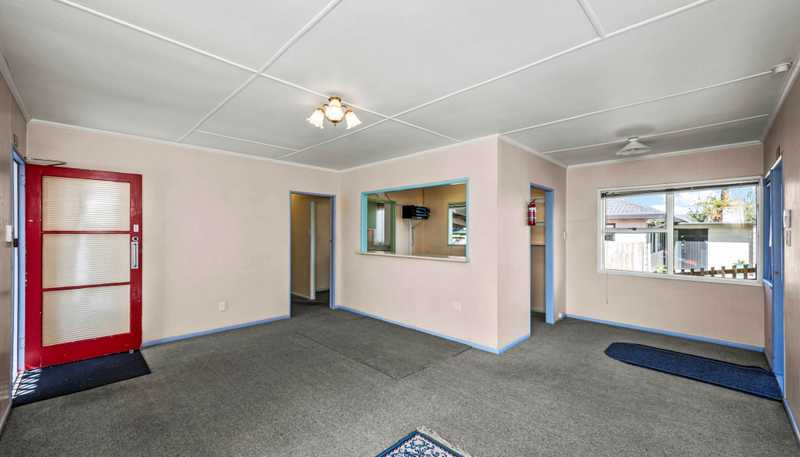 Unit 1/330 Rangatira Road, Beach Haven