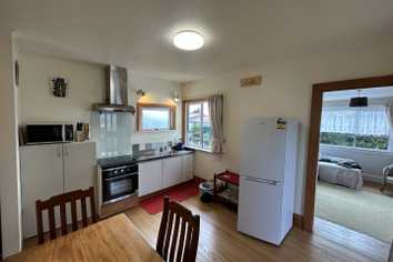 2/5 Joyce Cres, Greymouth