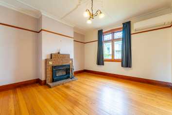 14 Clyde Street, Oamaru