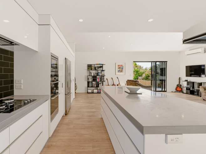 3A Pukaka Street, Strandon