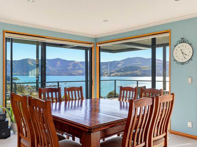14 Settlers Hill, Akaroa