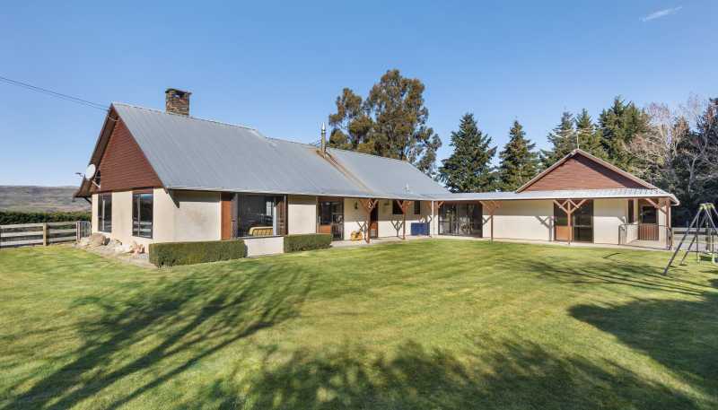9101 Hyde-middlemarch Road, Hyde