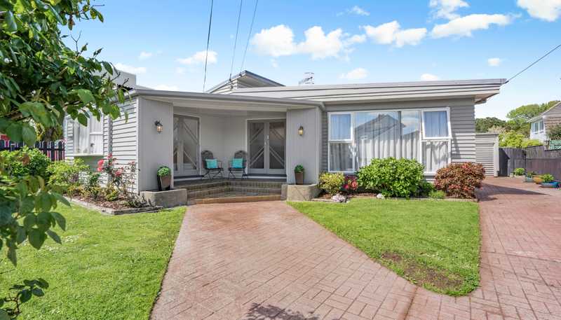 1a Troon Crescent, Boulcott