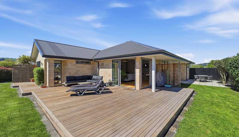 8 Silver Springs Boulevard, Mosgiel