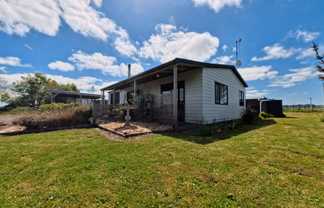 Manawatu / Whanganui - Address withheld