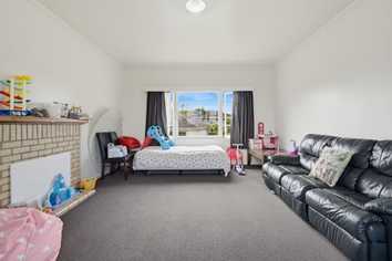 241 Cambridge Road, Hillcrest