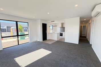 7b Silvergrass Way, Rolleston
