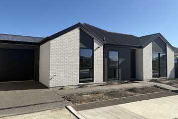 7b Silvergrass Way, Rolleston