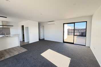 7b Silvergrass Way, Rolleston