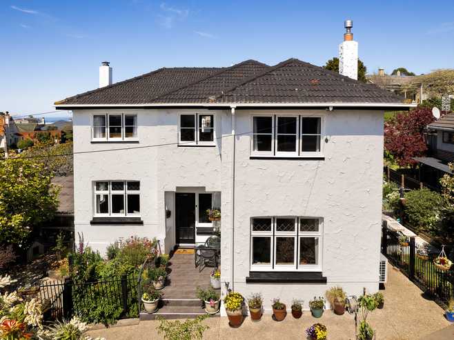 2 Jubilee Street, Belleknowes