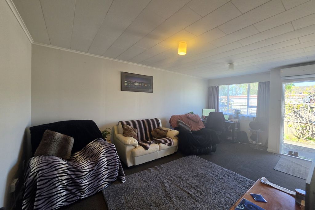 2-Bedroom Unit in Wallaceville 3