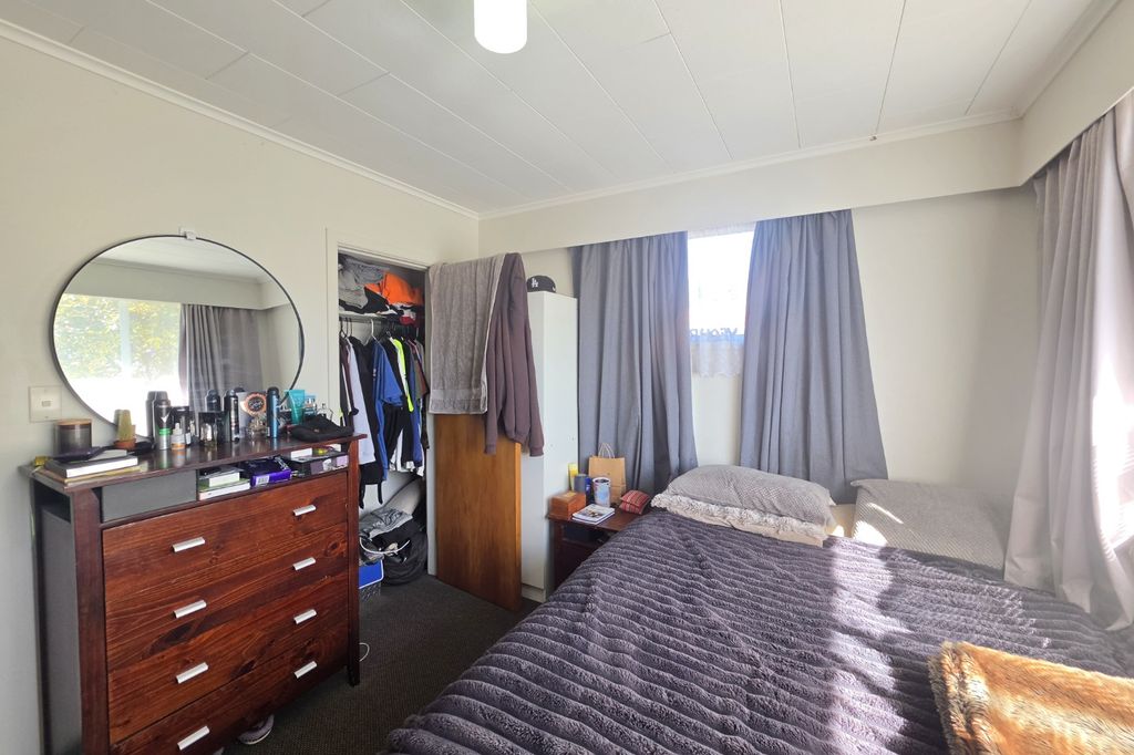 2-Bedroom Unit in Wallaceville 5
