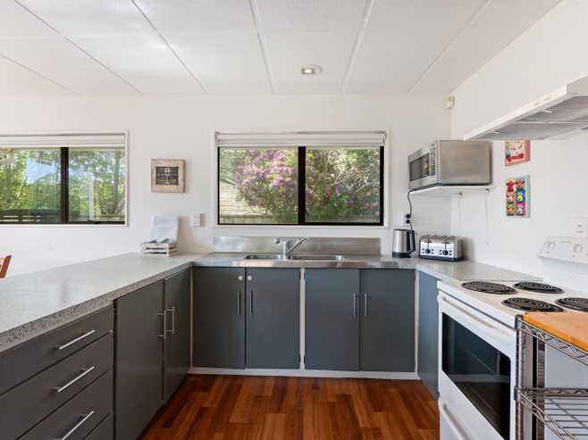 30 Babbacombe Avenue, Otaki Beach