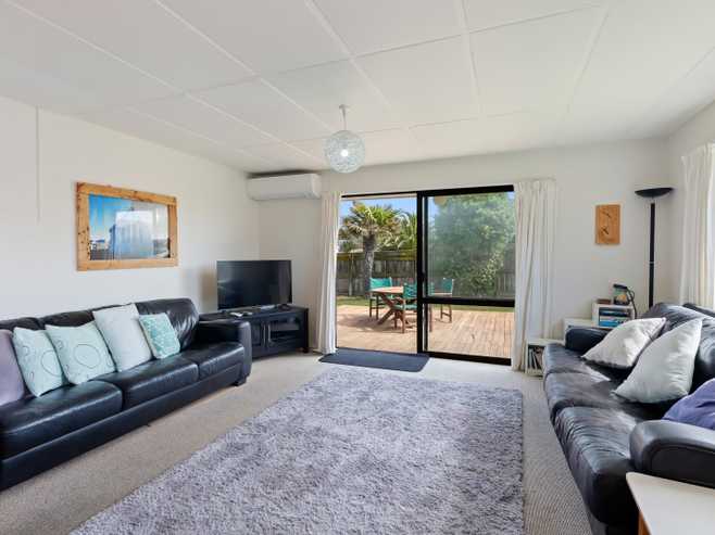 30 Babbacombe Avenue, Otaki Beach