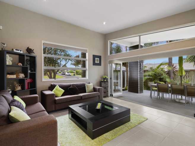 67 Lough Bourne Drive, Pukekohe