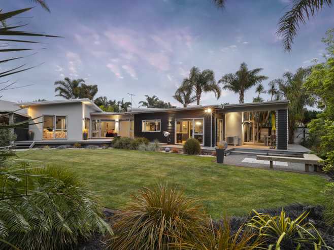 67 Lough Bourne Drive, Pukekohe