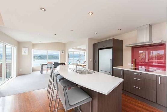 Spacious Family Home in Houghton Bay 3