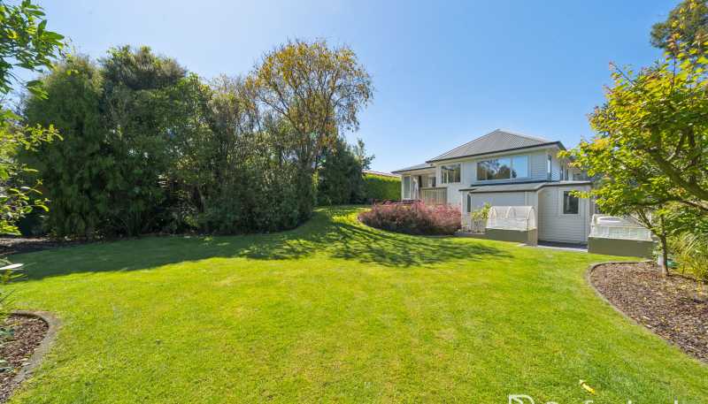 14 Wyndham Road, Pinehaven