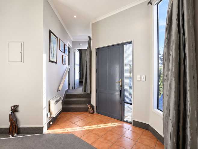 12 Greenfield Drive, Western Heights