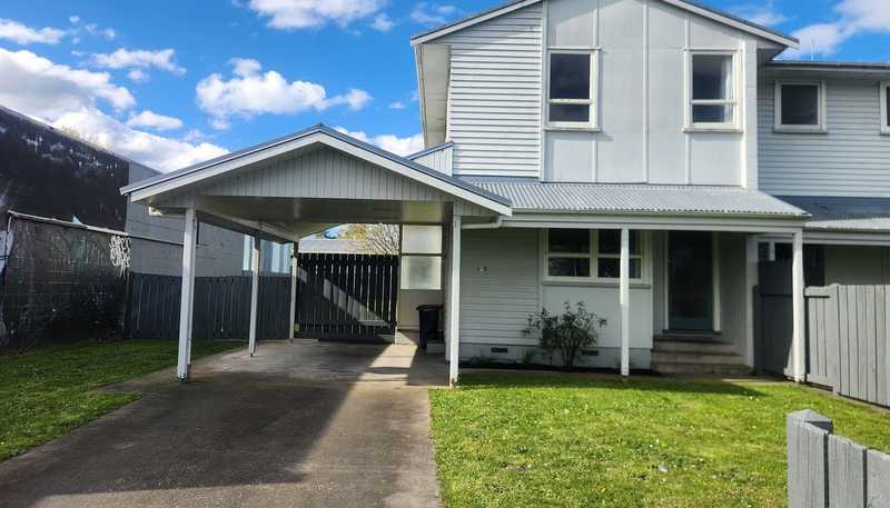 615 Kiwi Street, Camberley