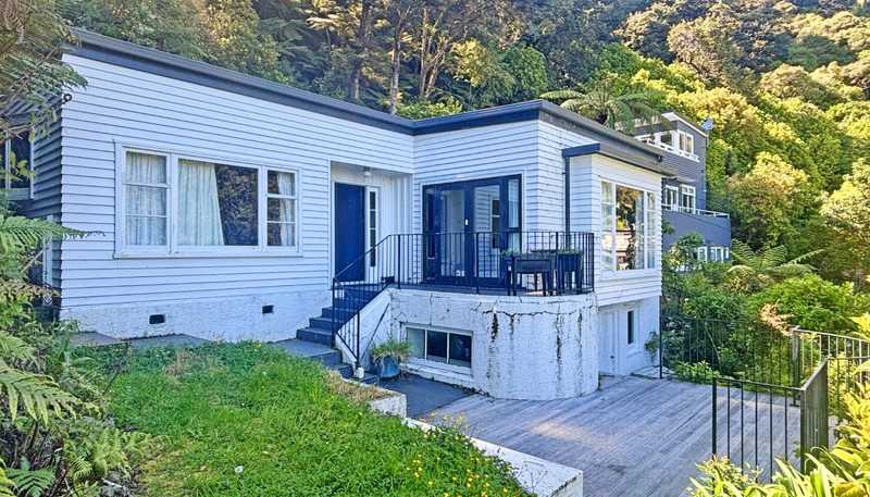 55 Walter Road, Lowry Bay