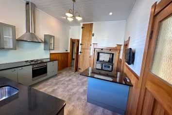 112 Great North Road, Otamatea