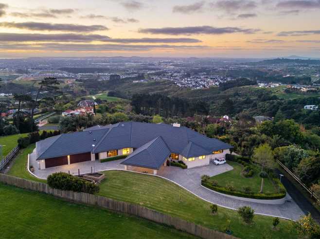 549 Redoubt Road, Flat Bush