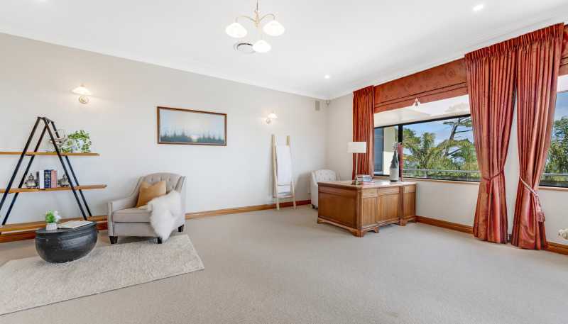 549 Redoubt Road, Flat Bush