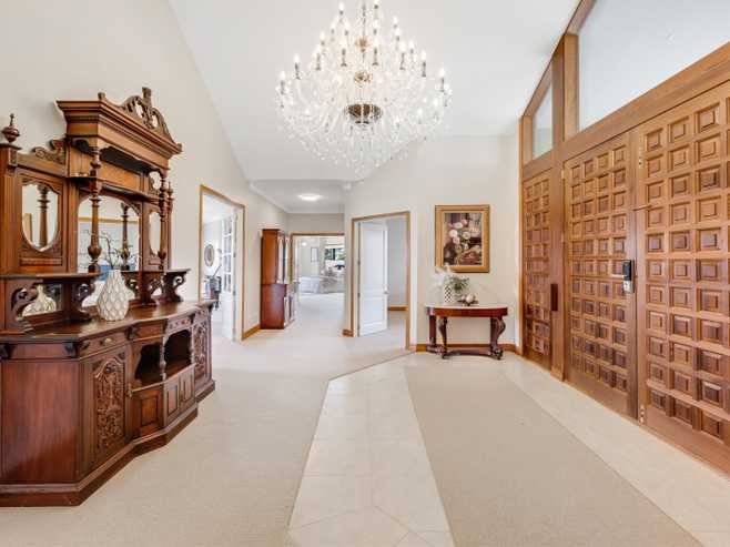 549 Redoubt Road, Flat Bush