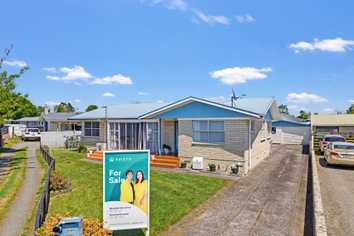20 Pamela Place, Deanwell