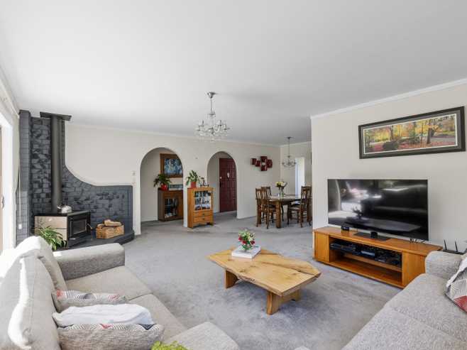 15 Edgewater Grove, Orewa