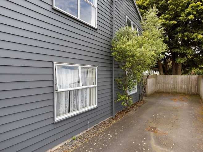 12D Cameron Road, Hamilton East