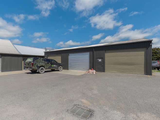 Versatile Two-Bay Warehouse with Office & Yard