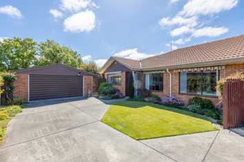 2/51 Solomon Avenue, Redwood