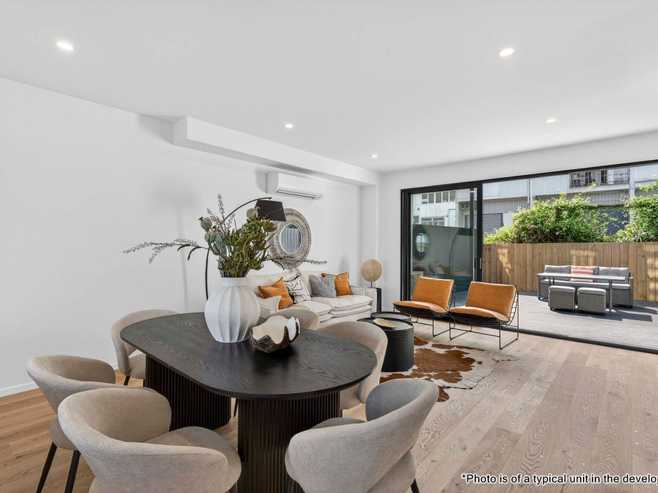 6 Riddell Road, Glendowie