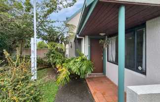 25 McBain Grove, Avalon