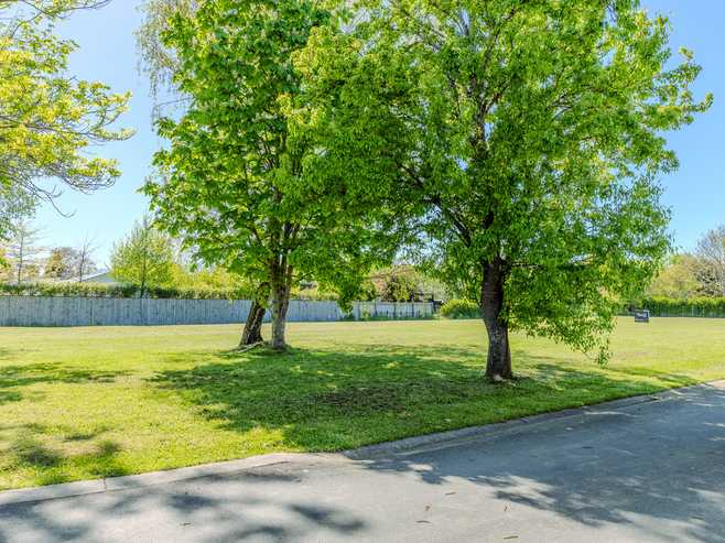 1 and 3 Oates Place, Greytown
