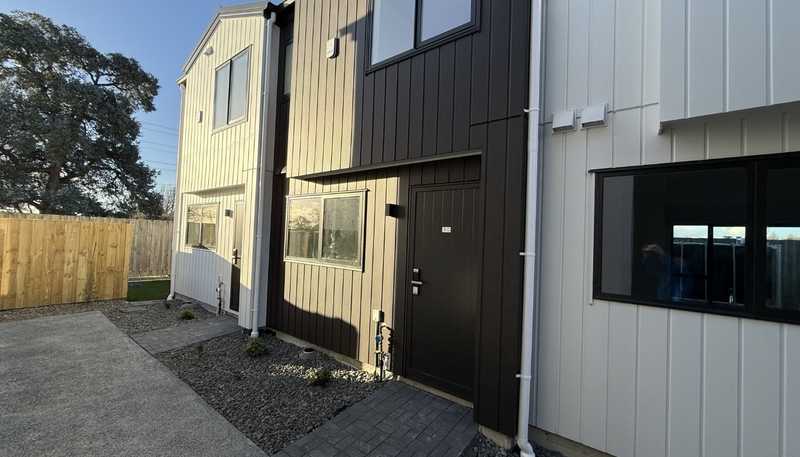 24/239 Porchester Road, Takanini
