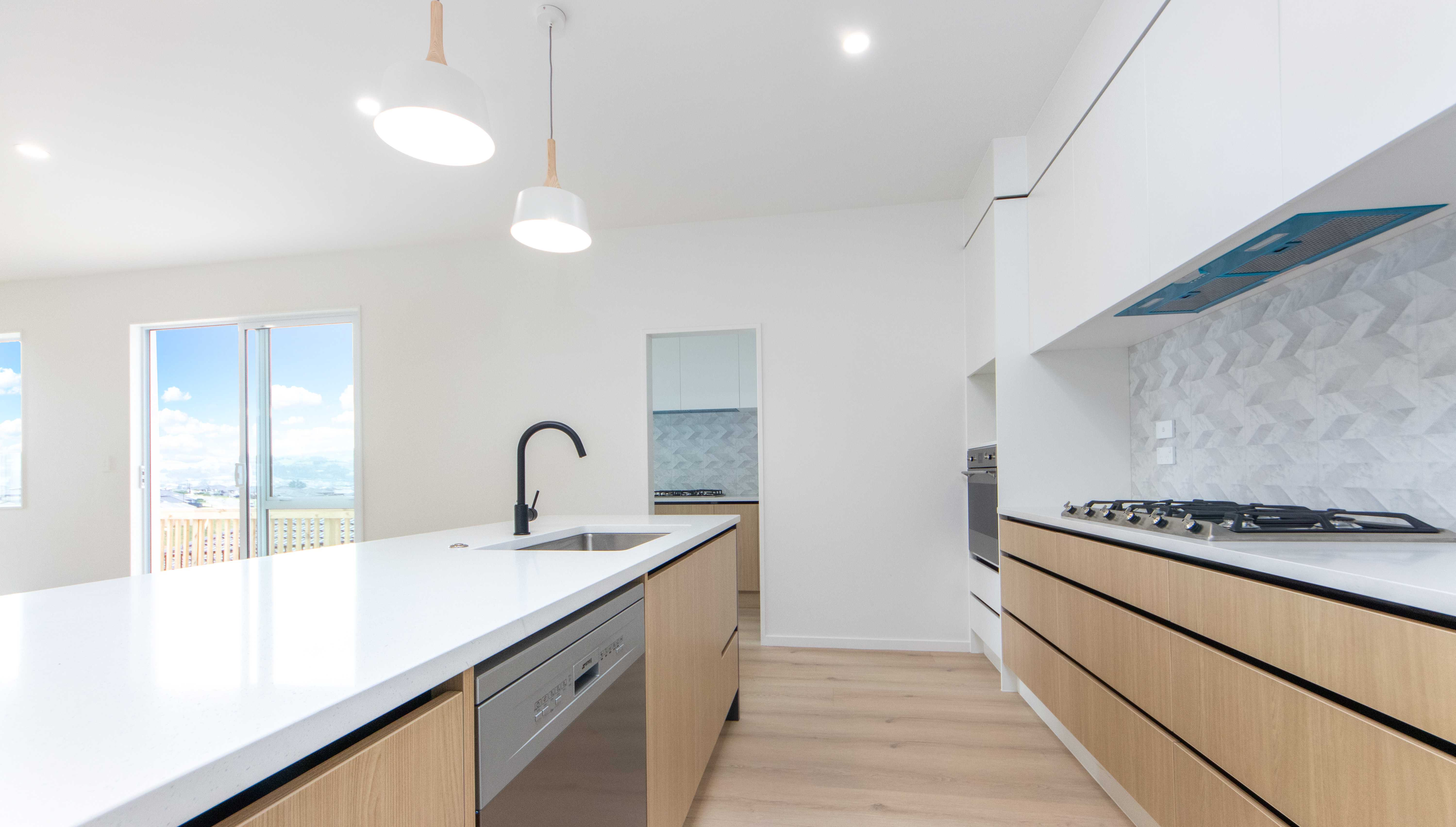 Photo Garaf 13 Piedmonte Avenue, Pokeno, Franklin - For Rent - realestate.co.nz