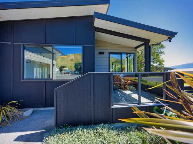 132 South Bay Parade, Kaikoura