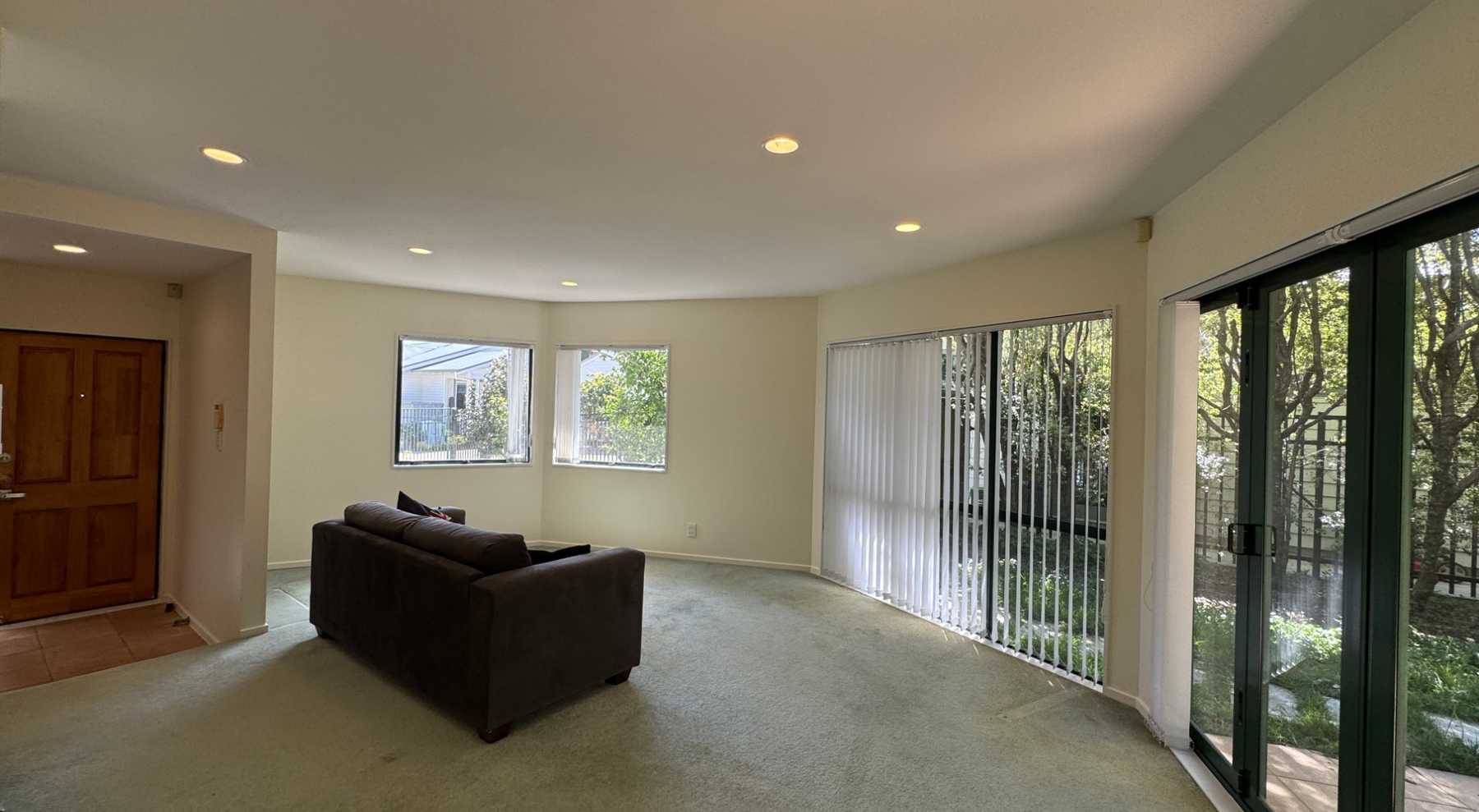 Open Restroom Auckland - For Rent - realestate.co.nz