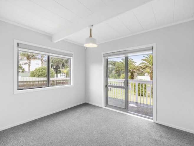7 & 7A Litchfield Place, Clarks Beach