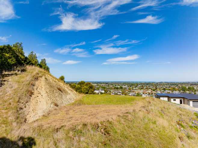 14 Ridgeway Tce, Taradale