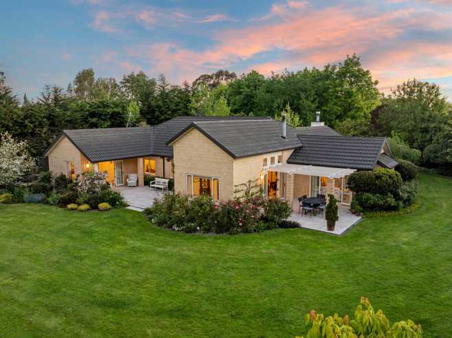 10 Newton Place, Amberley